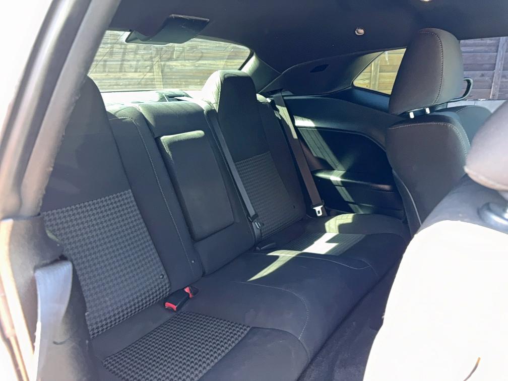 2C3CDZBT0KH557099 - 2019 DODGE CHALLENGER R/T GRAY photo 6