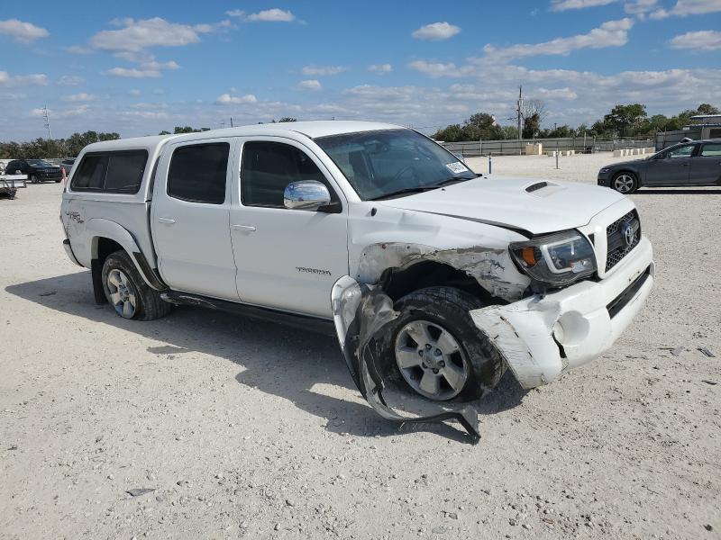 5TFLU4EN9BX019721 - 2011 TOYOTA TACOMA DOUBLE CAB WHITE photo 4