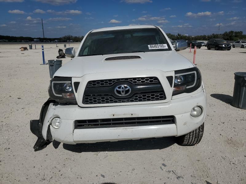 5TFLU4EN9BX019721 - 2011 TOYOTA TACOMA DOUBLE CAB WHITE photo 5