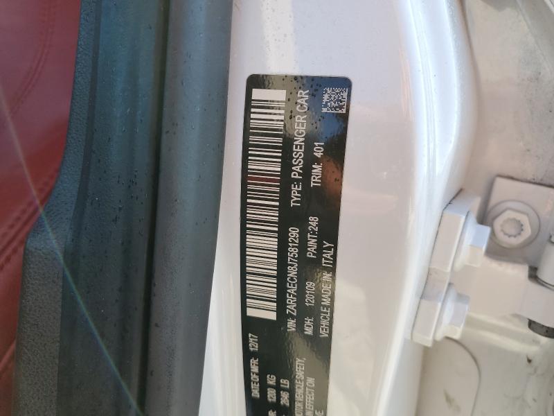 ZARFAECN8J7581290 - 2018 ALFA ROMEO GIULIA TI Blanc photo 13