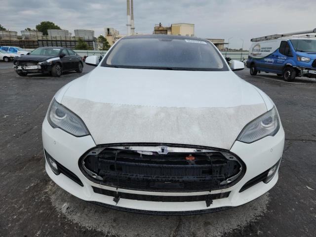 5YJSA1DNXDFP22567 - 2013 TESLA MODEL S Weiß Foto 5