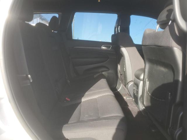 1C4RJEAG5JC338717 - 2018 JEEP GRAND CHER LAREDO Beyaz fotoğraf 11