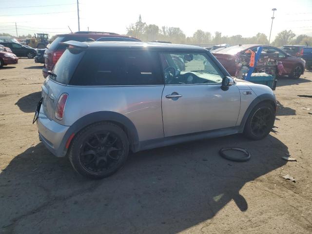 WMWRE33586TJ37385 - 2006 MINI COOPER S 银色 照片 3