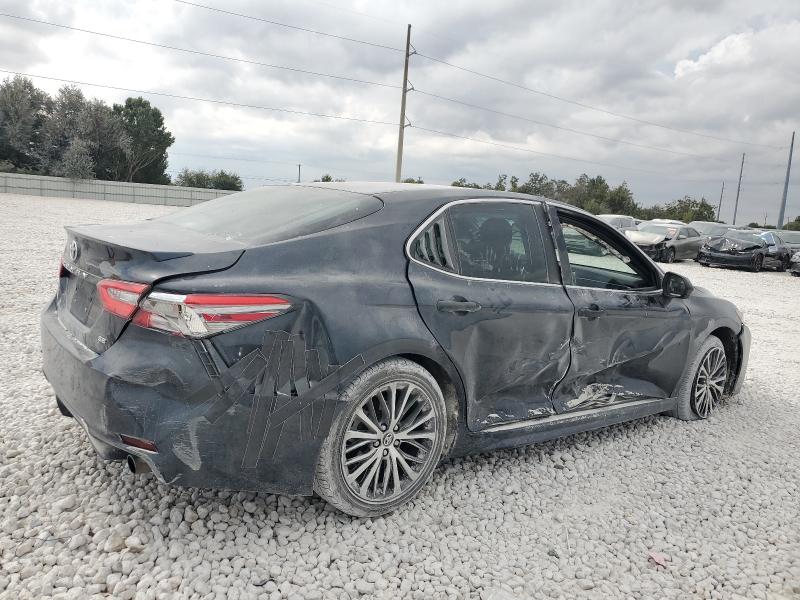 4T1B11HK7JU538296 - 2018 TOYOTA CAMRY L BLACK photo 3