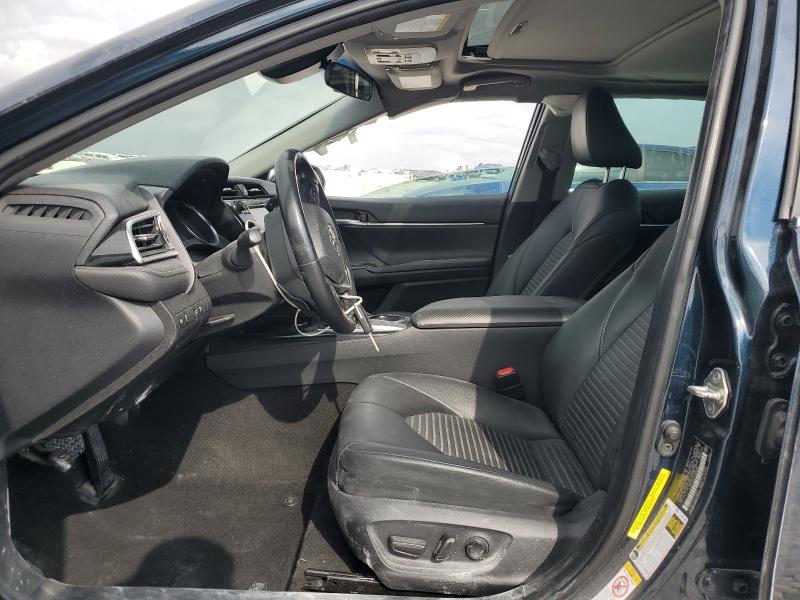 4T1B11HK7JU538296 - 2018 TOYOTA CAMRY L BLACK photo 7