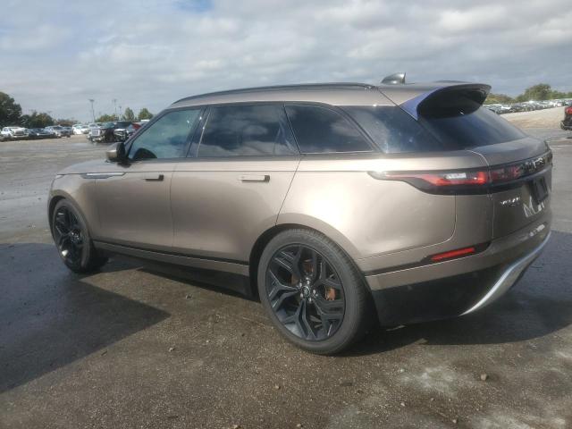 SALYC2RV5JA708141 - 2018 LAND ROVER RANGE ROVE SE TAN photo 2