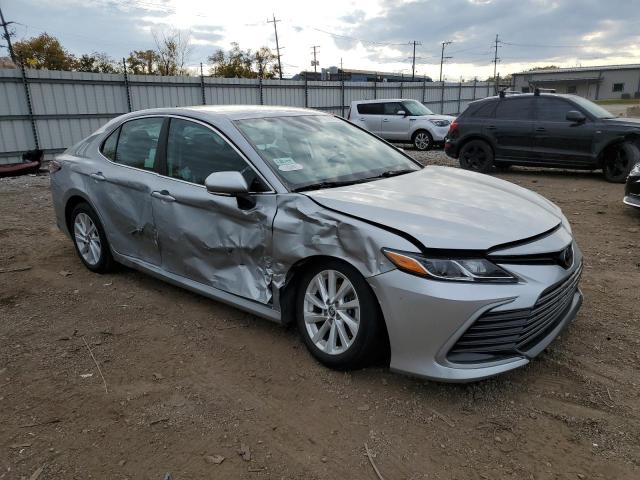 4T1C11AK9PU180514 - 2023 TOYOTA CAMRY LE SILVER photo 4