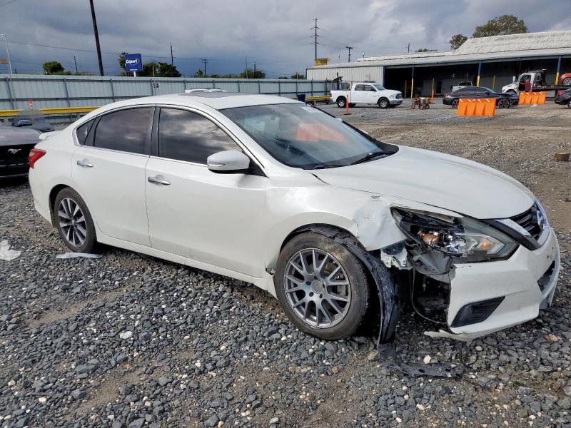 1N4AL3AP7GC285609 - 2016 NISSAN ALTIMA 2.5 Ақ фото 4