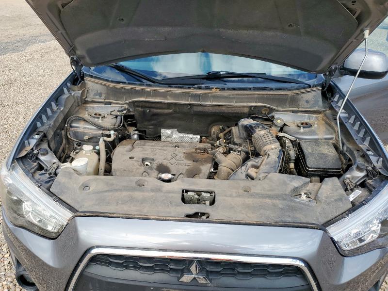 4A4AP3AU8FE029625 - 2015 MITSUBISHI OUTLANDER ES SILVER photo 12