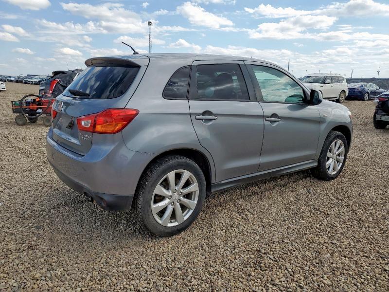 4A4AP3AU8FE029625 - 2015 MITSUBISHI OUTLANDER ES SILVER photo 3