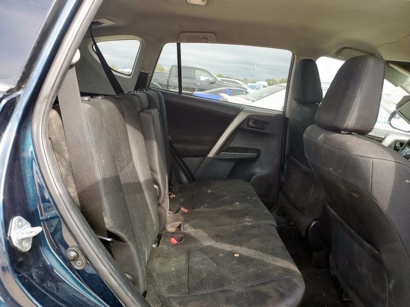 2T3ZFREV7HW314184 - 2017 TOYOTA RAV4 LE Зелений фото 11