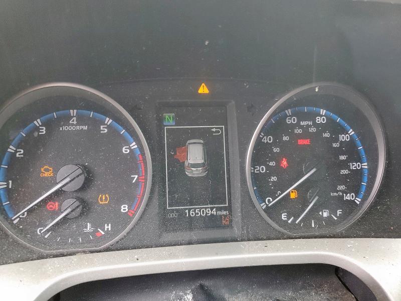 2T3ZFREV7HW314184 - 2017 TOYOTA RAV4 LE Зелений фото 9