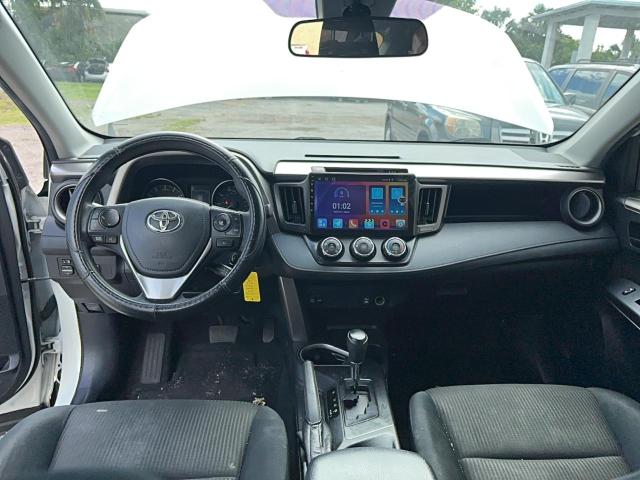 JTMZFREV0JJ181286 - 2018 TOYOTA RAV4 LE Ақ фото 9