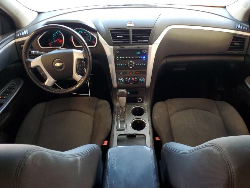 1GNKRGED5CJ262492 - 2012 CHEVROLET TRAVERSE LT WHITE photo 8