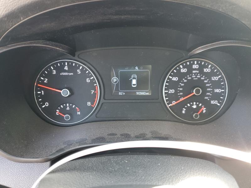 5XXGT4L36JG251317 - 2018 KIA OPTIMA LX Ақ фото 9