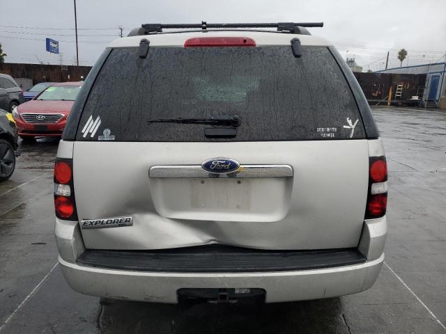 1FMEU63E98UA32580 - 2008 FORD EXPLORER XLT Plata foto 6
