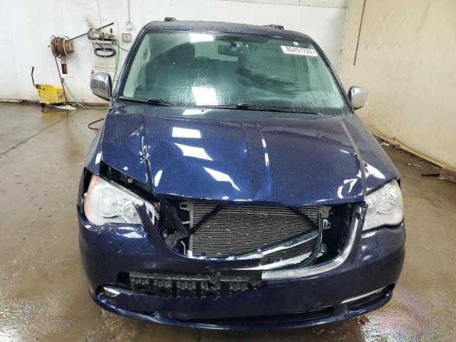 2C4RC1CGXGR190905 - 2016 CHRYSLER TOWN & COU TOURING L BLUE photo 5