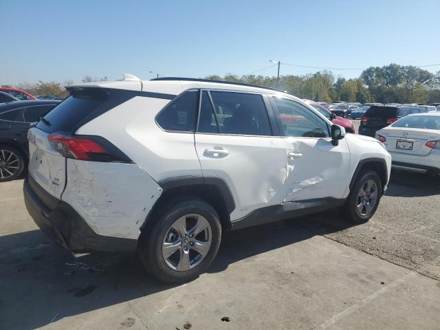 JTMMWRFV2SD318303 - 2025 TOYOTA RAV4 LE WHITE photo 3