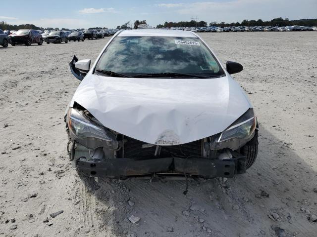 2T1BURHEXHC861589 - 2017 TOYOTA COROLLA L WHITE photo 5