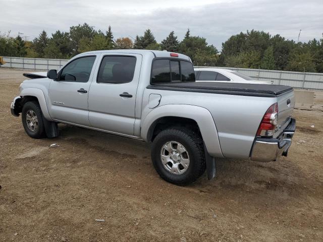 3TMLU42N69M035220 - 2009 TOYOTA TACOMA DOUBLE CAB SILVER photo 2
