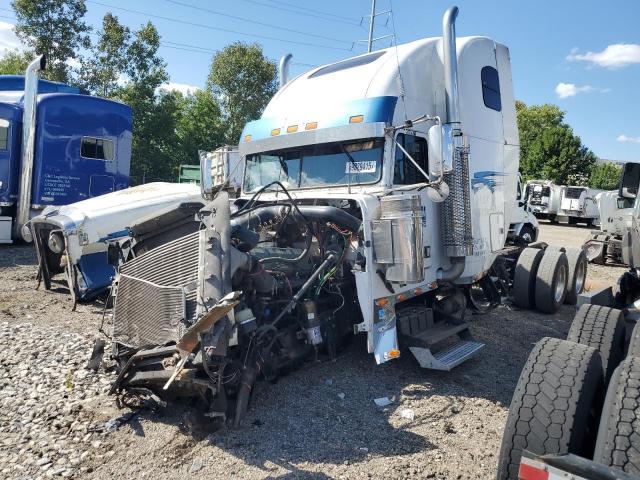 1FUJAPCK27DY04187 - 2007 FREIGHTLINER CONVENTION FLD132 XL CLASSIC WHITE photo 2