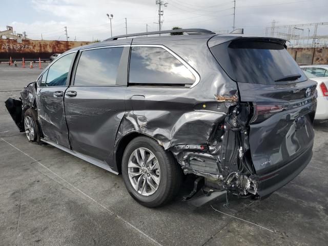 5TDBRKEC6SS263705 - 2025 TOYOTA SIENNA LE GRAY photo 2