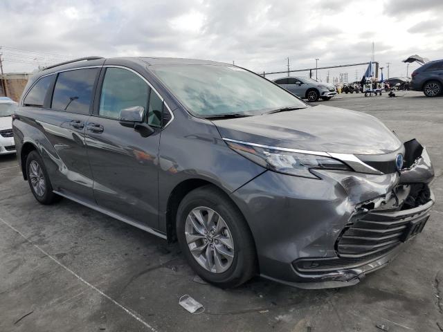 5TDBRKEC6SS263705 - 2025 TOYOTA SIENNA LE GRAY photo 4