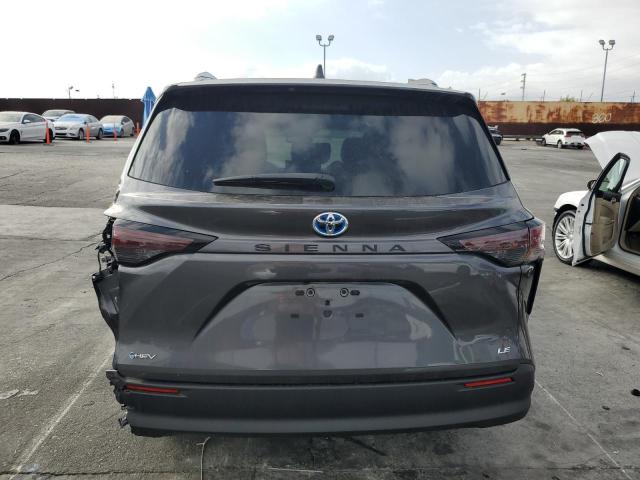 5TDBRKEC6SS263705 - 2025 TOYOTA SIENNA LE GRAY photo 6