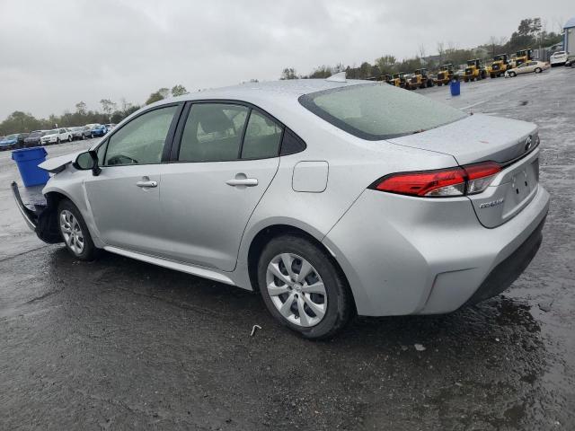 JTDBCMFEXS3089930 - 2025 TOYOTA COROLLA LE 银色 照片 2