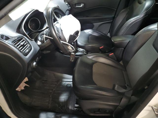 3C4NJDBB9KT839482 - 2019 JEEP COMPASS LATITUDE Білий фото 7