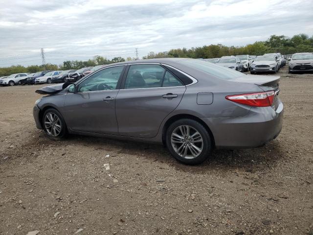 4T1BF1FK8GU218997 - 2016 TOYOTA CAMRY LE GRAY photo 2