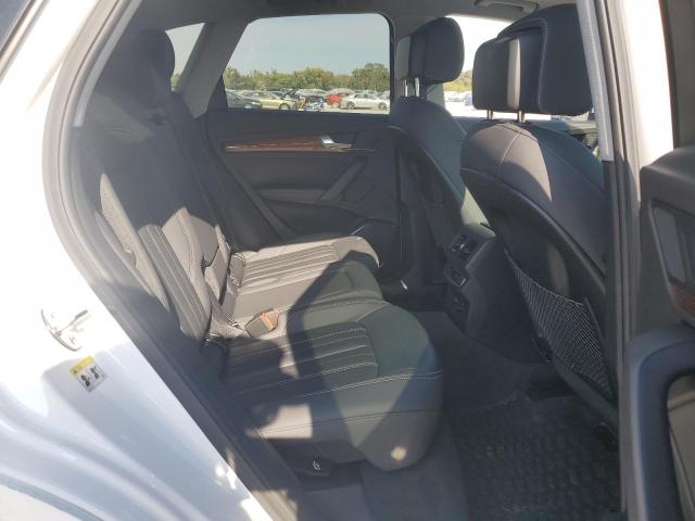 WA1BAAFY1M2130611 - 2021 AUDI Q5 PREMIUM PLUS WHITE photo 10