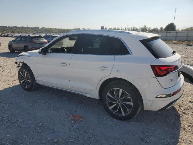 WA1BAAFY1M2130611 - 2021 AUDI Q5 PREMIUM PLUS WHITE photo 2