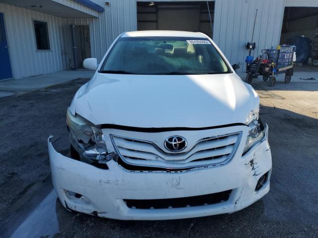 4T1BF3EK9AU557224 - 2010 TOYOTA CAMRY BASE WHITE photo 5
