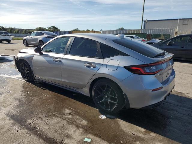 19XFL2H8XNE018933 - 2022 HONDA CIVIC SPORT SILVER photo 2