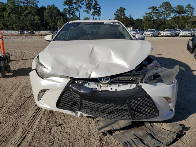 4T1BF1FK2HU314223 - 2017 TOYOTA CAMRY LE 白色 照片 5