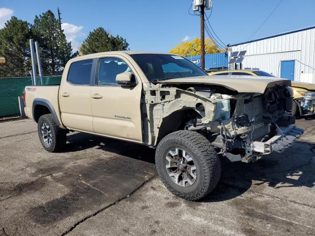 3TMCZ5AN8JM124252 - 2018 TOYOTA TACOMA DOUBLE CAB 棕色 照片 4