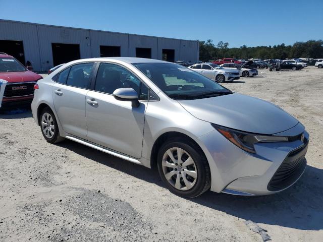 5YFB4MDE0SP358167 - 2025 TOYOTA COROLLA LE SILVER photo 4
