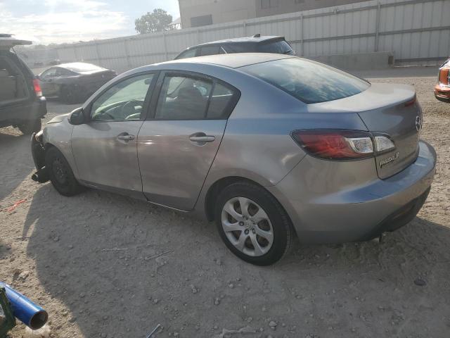 JM1BL1SF9A1216240 - 2010 MAZDA 3 I GRAY photo 2