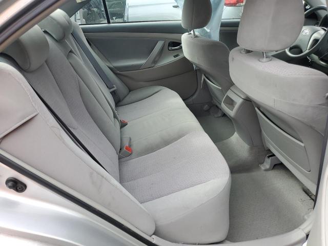 4T4BF3EK9AR013862 - 2010 TOYOTA CAMRY BASE SILVER photo 10