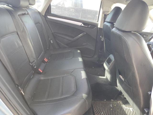 1VWBH7A38CC031841 - 2012 VOLKSWAGEN PASSAT SE BLUE photo 10