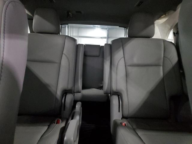 5TDJZRFH1JS529175 - 2018 TOYOTA HIGHLANDER SE SILVER photo 10