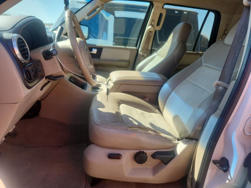 1FMPU17L74LA78025 - 2004 FORD EXPEDITION EDDIE BAUER WHITE photo 7