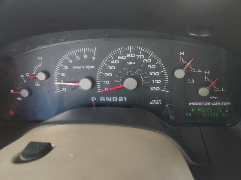 1FMPU17L74LA78025 - 2004 FORD EXPEDITION EDDIE BAUER WHITE photo 9