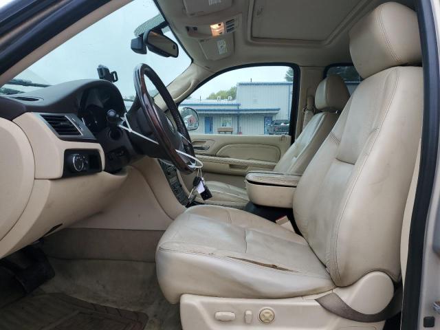 1GYFK63838R174770 - 2008 CADILLAC ESCALADE LUXURY კრემისფერი ფოტო 7