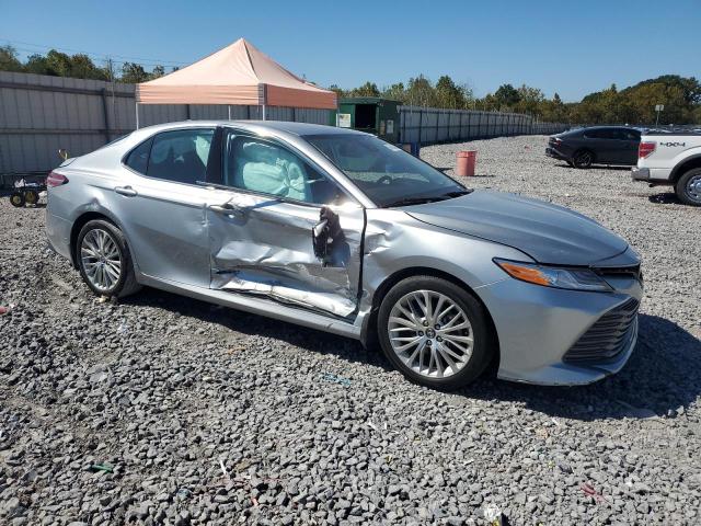 4T1B11HK5KU835620 - 2019 TOYOTA CAMRY L ვერცხლისფერი ფოტო 4