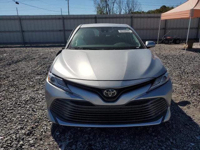 4T1B11HK5KU835620 - 2019 TOYOTA CAMRY L ვერცხლისფერი ფოტო 5