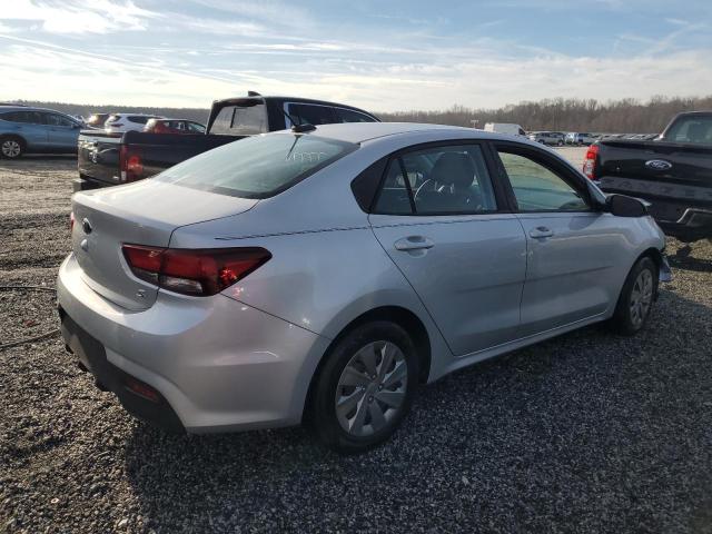 3KPA24AD2LE284881 - 2020 KIA RIO LX SILVER photo 3