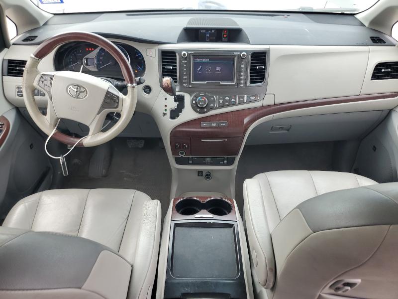 5TDYK3DCXBS019478 - 2011 TOYOTA SIENNA XLE Graphite photo 8