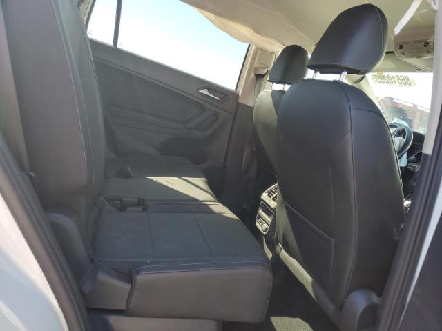3VV3B7AX7KM033011 - 2019 VOLKSWAGEN TIGUAN SE Weiß Foto 11
